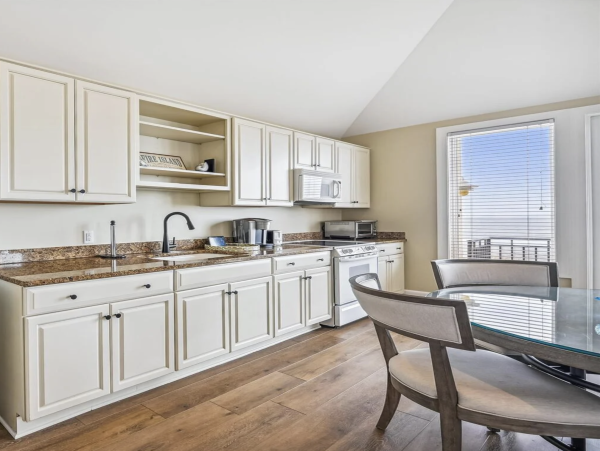 Ocean Front 6 Bedroom Home in Hilton Head with Private Pool- NEW ARRIVAL