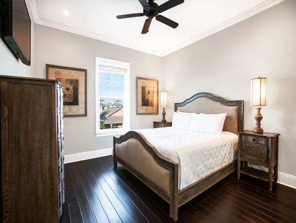 Miramar Beach 7 Bedroom Home Sleeps 26 Guests
