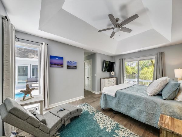 Five Bedroom Vacation Home in Hilton Head Sleeps 20 Guests