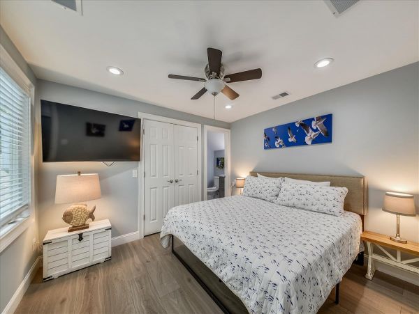 Five Bedroom Vacation Home in Hilton Head Sleeps 20 Guests