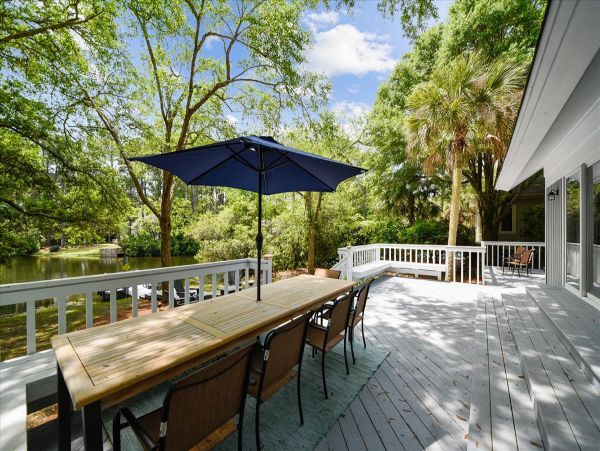 Five Bedroom Vacation Home in Hilton Head Sleeps 20 Guests