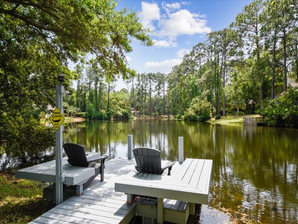 Five Bedroom Vacation Home in Hilton Head Sleeps 20 Guests