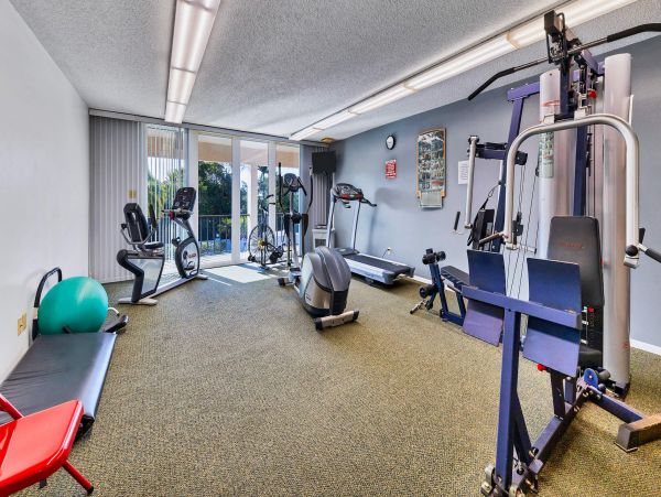 Siesta Key Vacation Condo with 2 Bedrooms Close to Beach