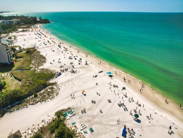 Siesta Key Vacation Condo with 2 Bedrooms Close to Beach