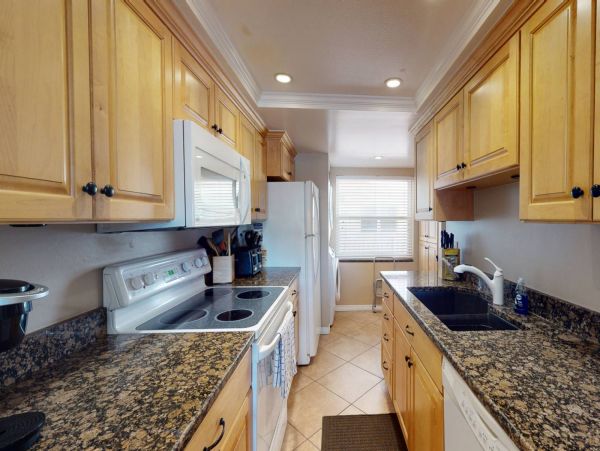 Madeira Beach Vacation Condo Located on Beach 2 Bedrooms