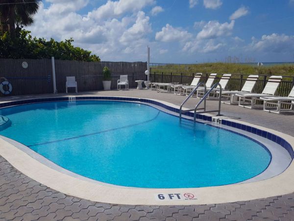 Madeira Beach Vacation Condo Located on Beach 2 Bedrooms