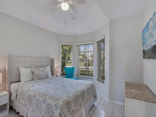 Cape Coral Vacation Pool Home Three Bedroom