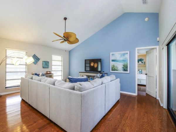 Sanibel Charming Vacation Pool Home 4 Bedrooms Sleep 8