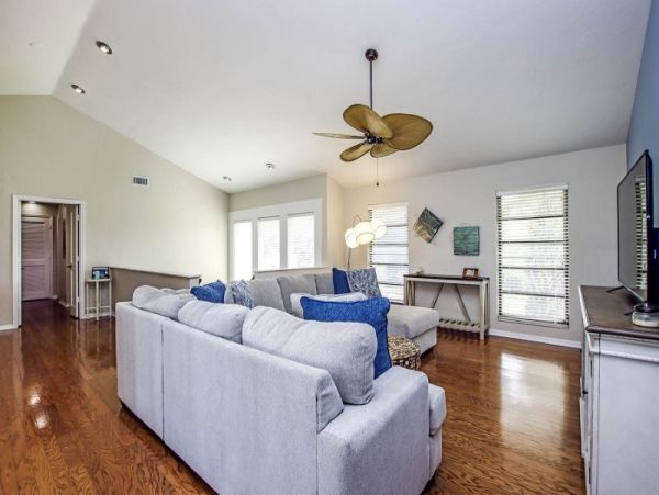 Sanibel Charming Vacation Pool Home 4 Bedrooms Sleep 8