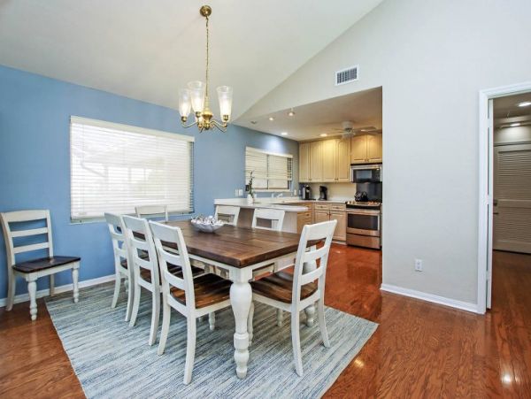 Sanibel Charming Vacation Pool Home 4 Bedrooms Sleep 8