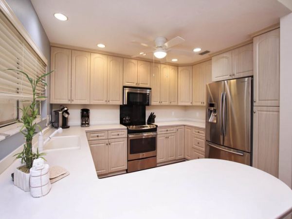 Sanibel Charming Vacation Pool Home 4 Bedrooms Sleep 8