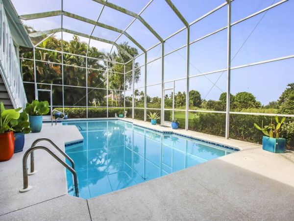 Sanibel Charming Vacation Pool Home 4 Bedrooms Sleep 8