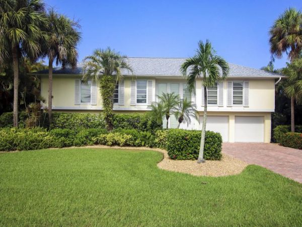 Sanibel Charming Vacation Pool Home 4 Bedrooms Sleep 8