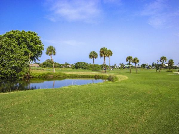 Sanibel Charming Vacation Pool Home 4 Bedrooms Sleep 8
