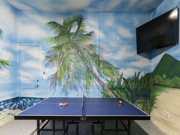 Orlando Luxury 12 Bedroom Home with Private Pool Sleeps 24