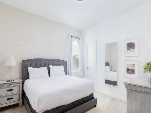 Orlando Luxury 12 Bedroom Home with Private Pool Sleeps 24