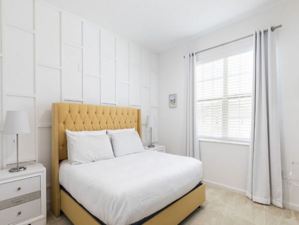 Orlando Luxury 12 Bedroom Home with Private Pool Sleeps 24
