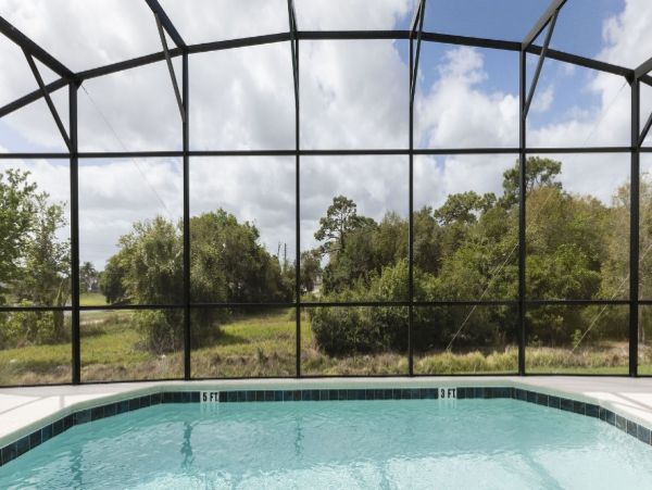 Orlando Luxury 12 Bedroom Home with Private Pool Sleeps 24