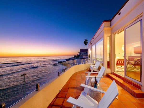 Beautiful Views La Jolla Two Bedroom Beach Home Sleeps Five