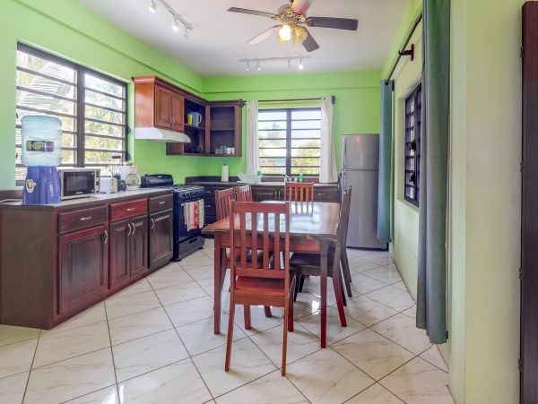 Ambergris Caye Home 1008095