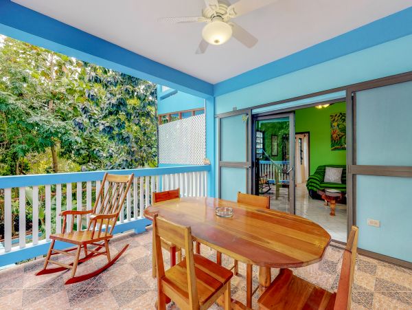 Ambergris Caye Home 1008095