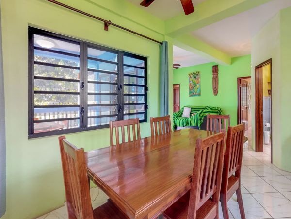 Ambergris Caye Home 1008095