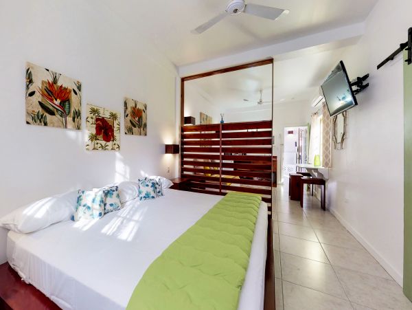 Ambergris Caye Home 1008096