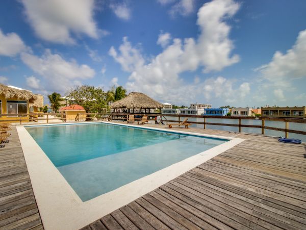 Ambergris Caye Home 1008099