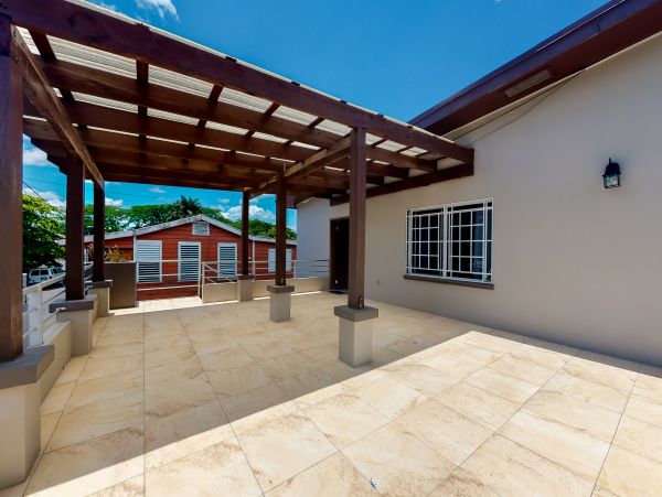 Ambergris Caye Home 1008100