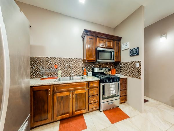 Ambergris Caye Home 1008101