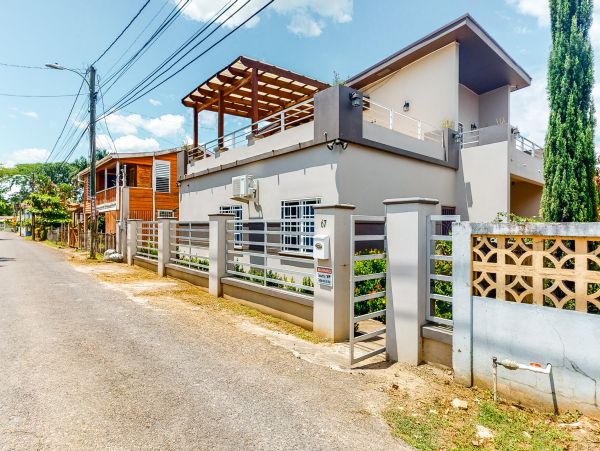 Ambergris Caye Home 1008101