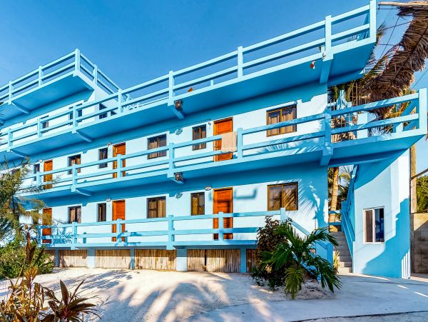 Ambergris Caye Home 1008102