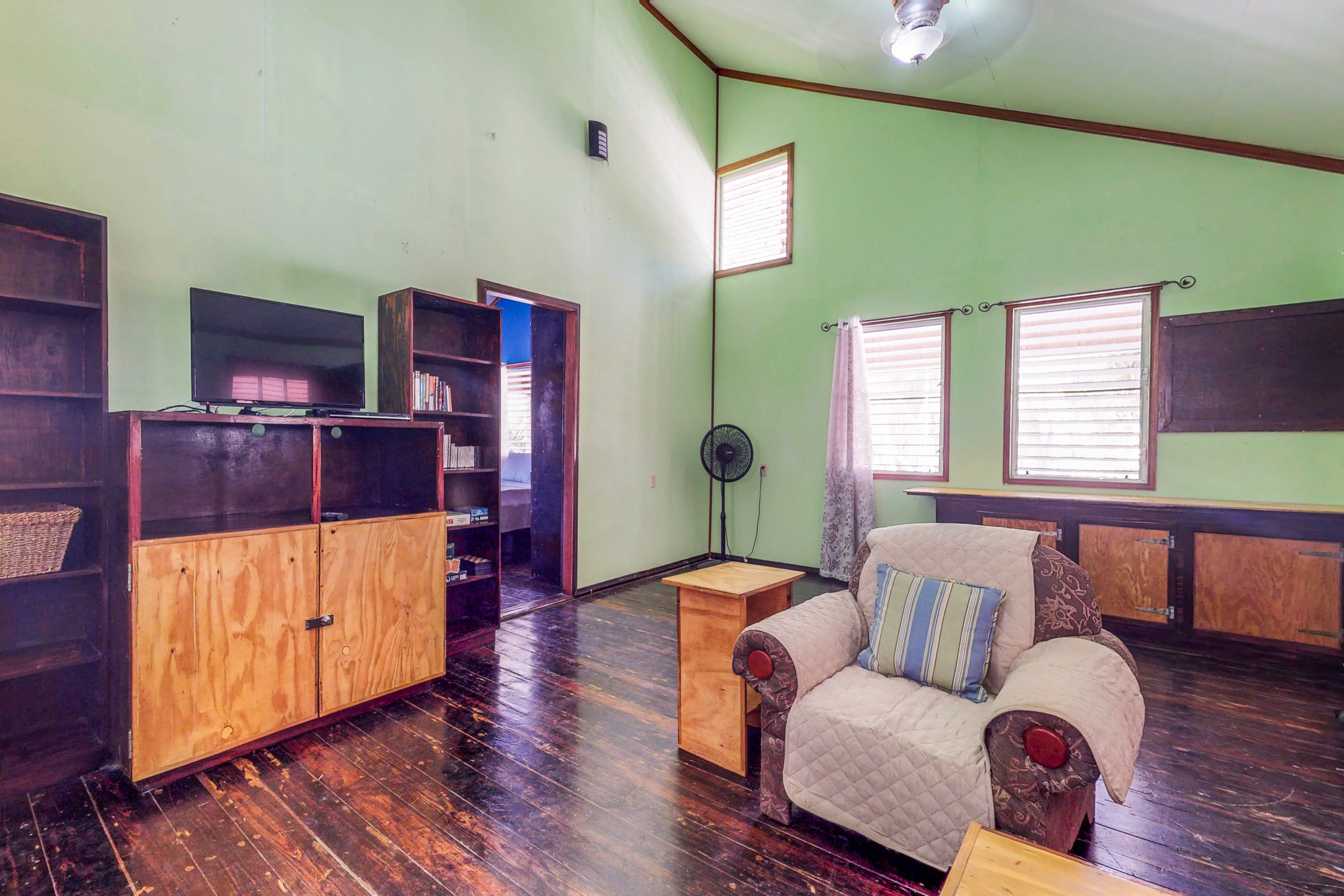 Ambergris Caye Home 1008103