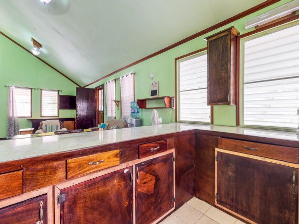 Ambergris Caye Home 1008103