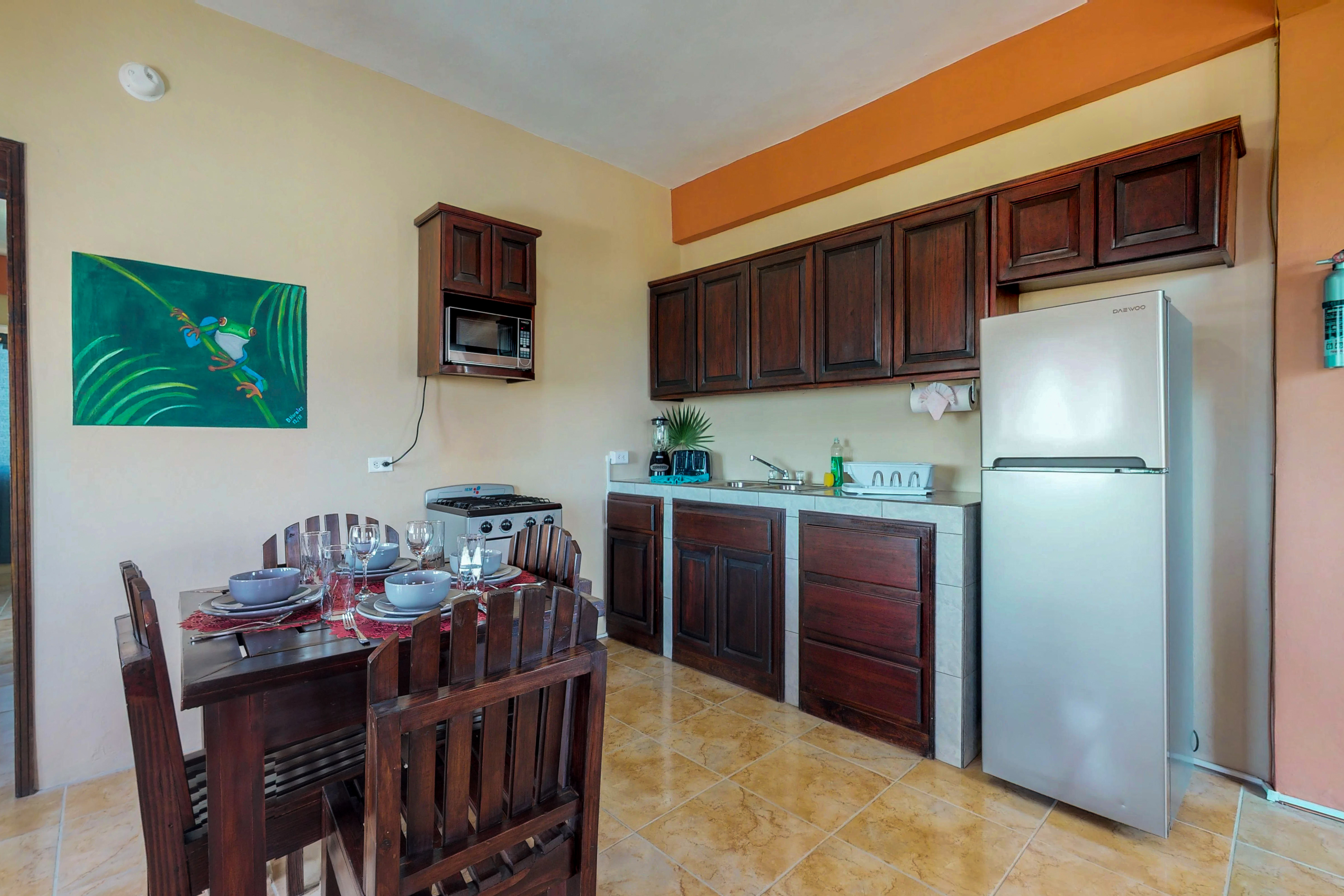 Ambergris Caye Home 1008104