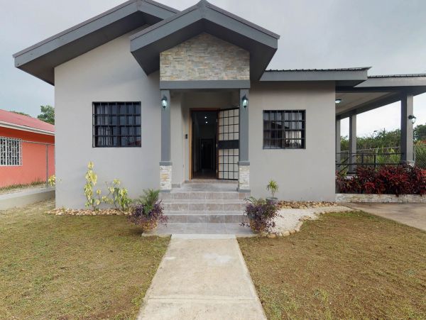 Ambergris Caye Home 1008105
