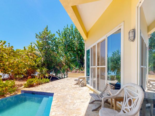 Ambergris Caye Home 1008107