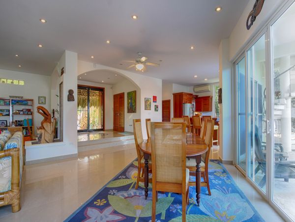 Ambergris Caye Home 1008107