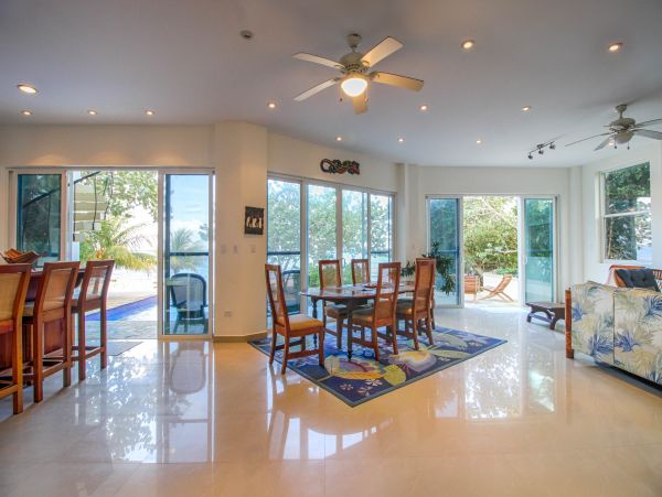 Ambergris Caye Home 1008107