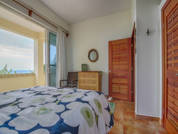 Ambergris Caye Home 1008107