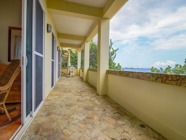 Ambergris Caye Home 1008107