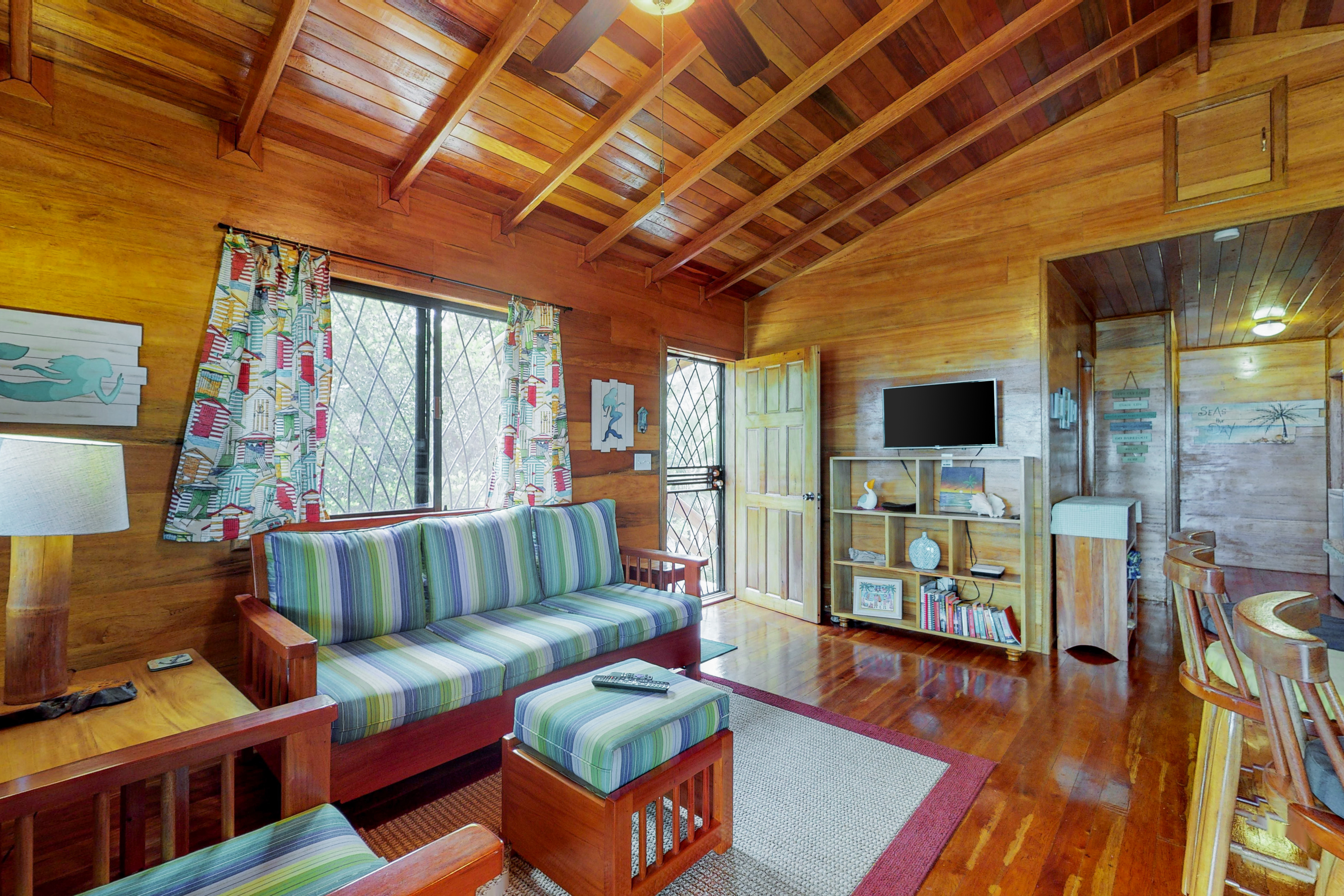 Ambergris Caye Home 1008108