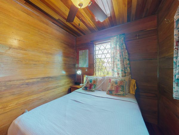 Ambergris Caye Home 1008108