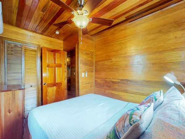 Ambergris Caye Home 1008108