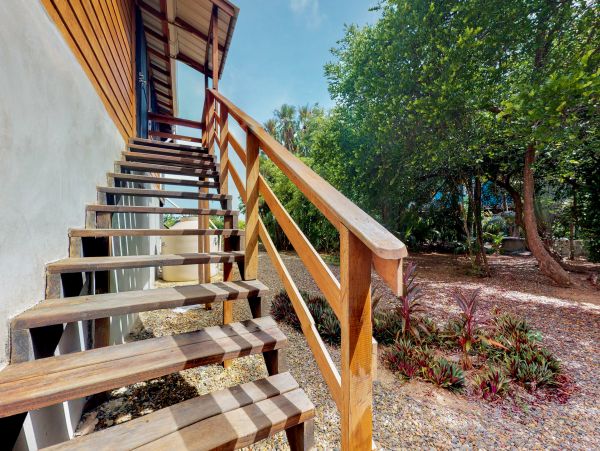 Ambergris Caye Home 1008108