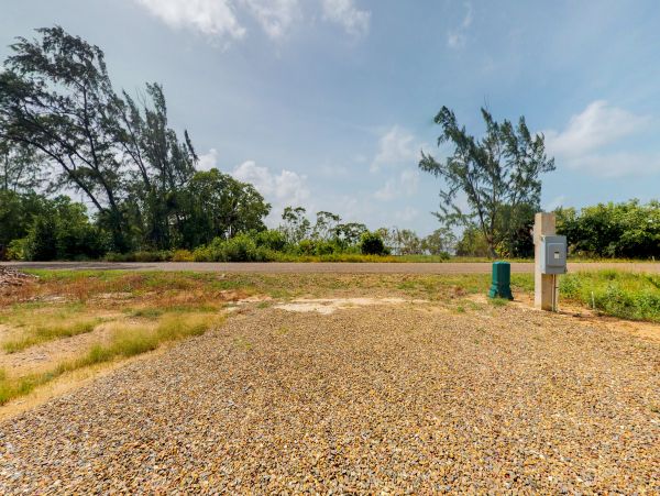 Ambergris Caye Home 1008108