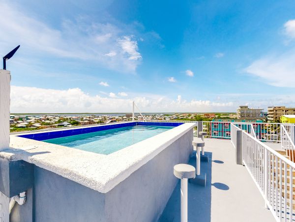 Ambergris Caye Home 1008109