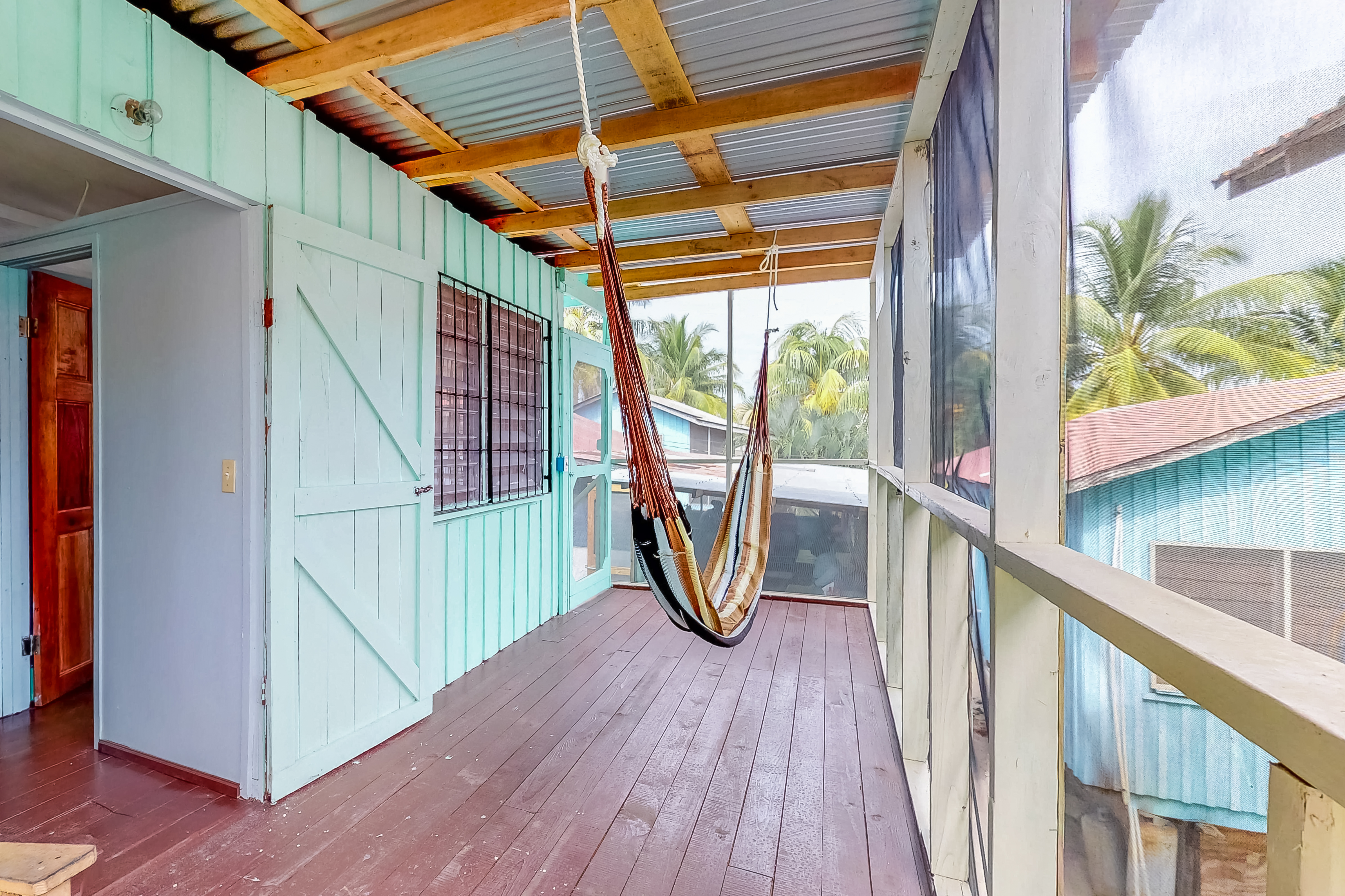 Ambergris Caye Home 1008110