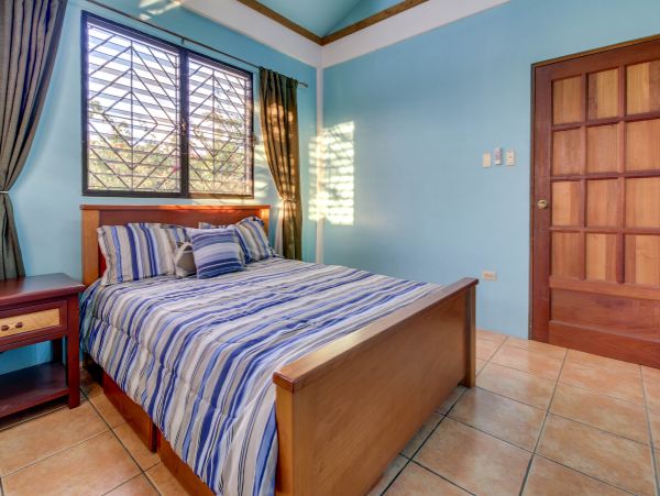 Ambergris Caye Home 1008113