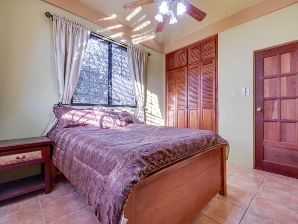 Ambergris Caye Home 1008113